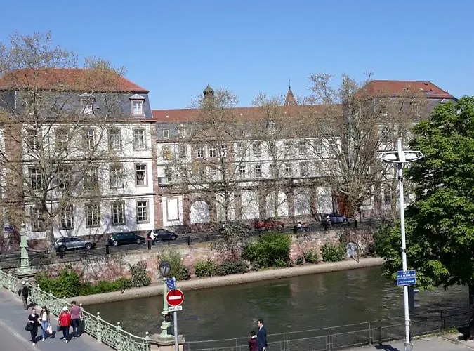 Appartement Le Quai 2 *