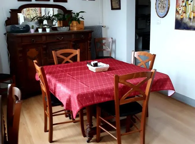Appartement Le Quai 2 *